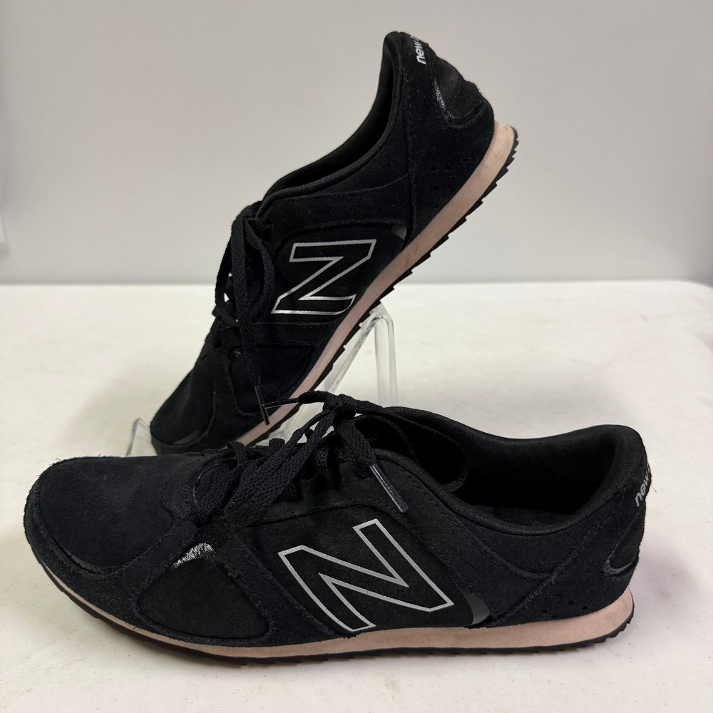 New Balance WL555BK Women's Black Suede Athletic Walking Shoes Size US 8.5 EU 40